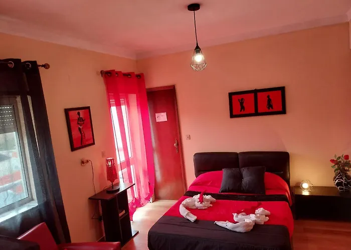 4 Bedrooms 2 Balcony View Flat * סייה