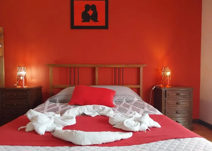 شقة 4 Bedrooms 2 Balcony View Flat