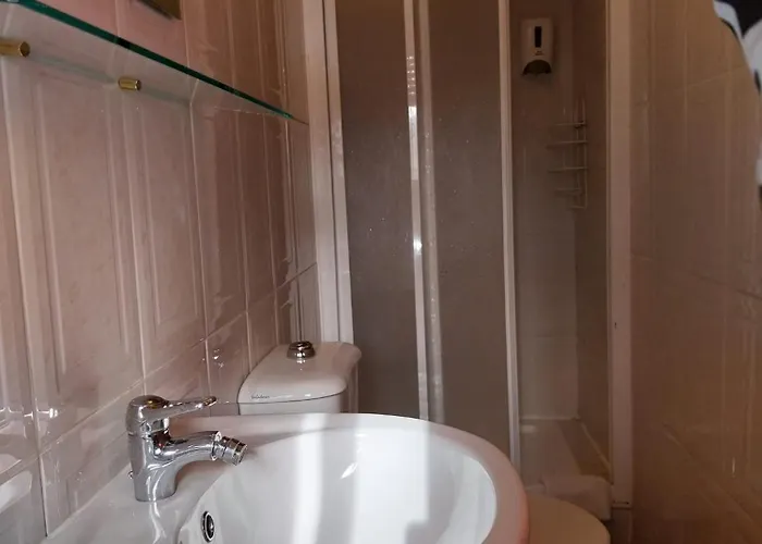 4 Bedrooms 2 Balcony View Flat סייה