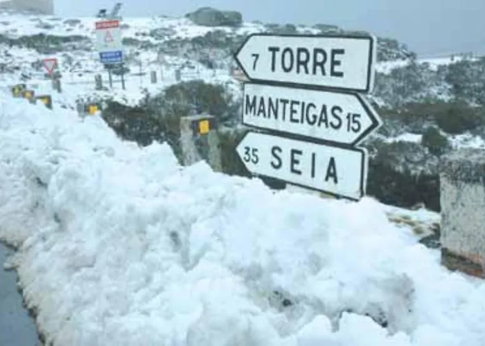 4 Bedrooms 2 Balcony View Flat